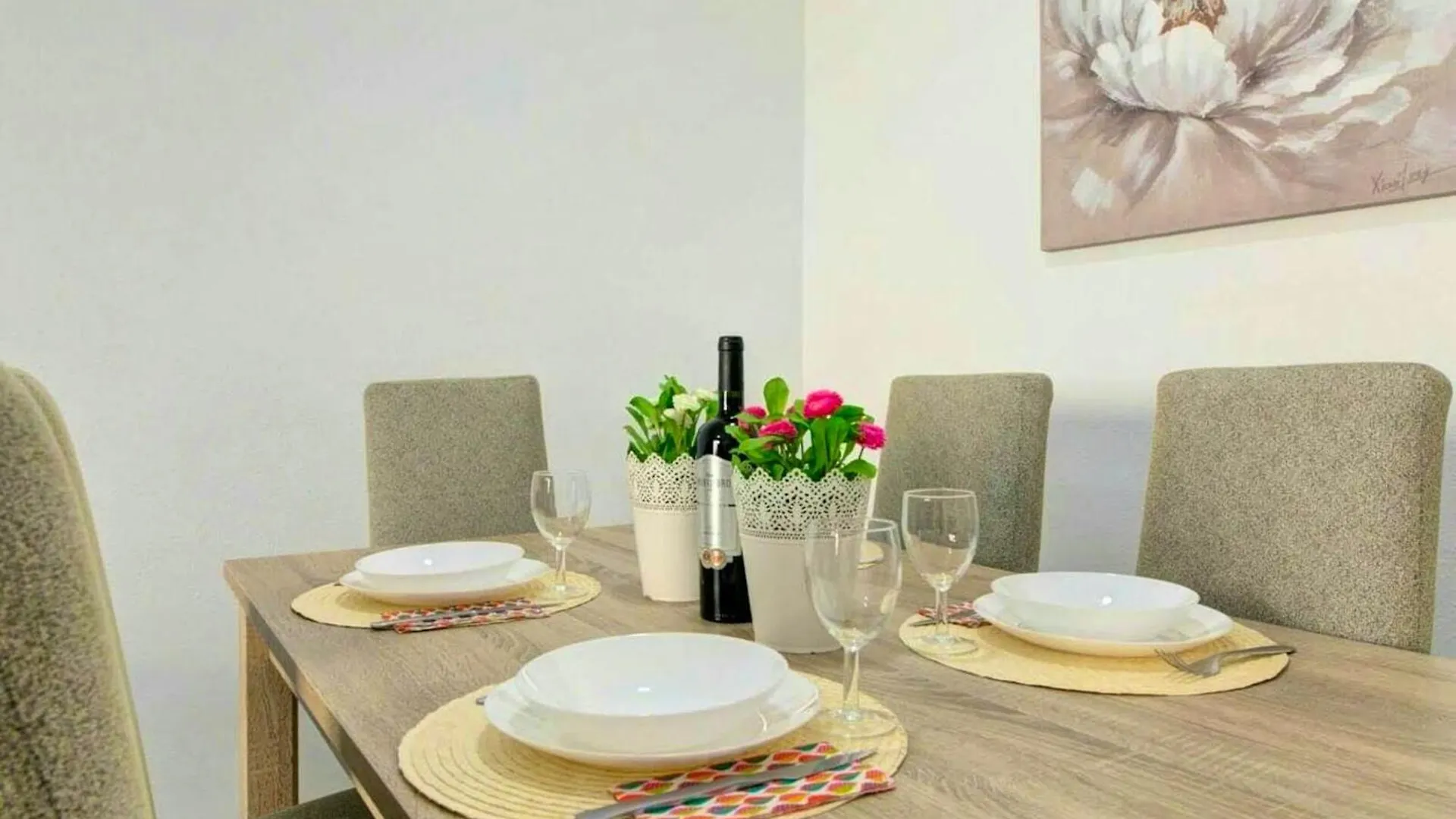Charming Apartment In Central Fuengirola With Shared Pool